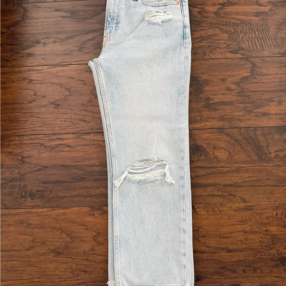 GAP Light Blue Distressed Women Jeans - NWT - Size 25/0R